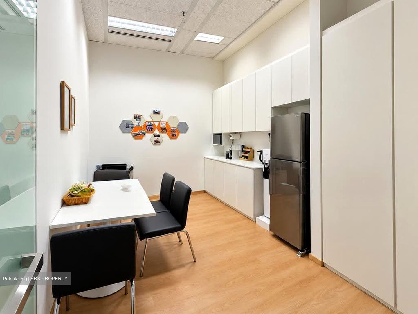 Robinson Centre (D1), Office #630136341